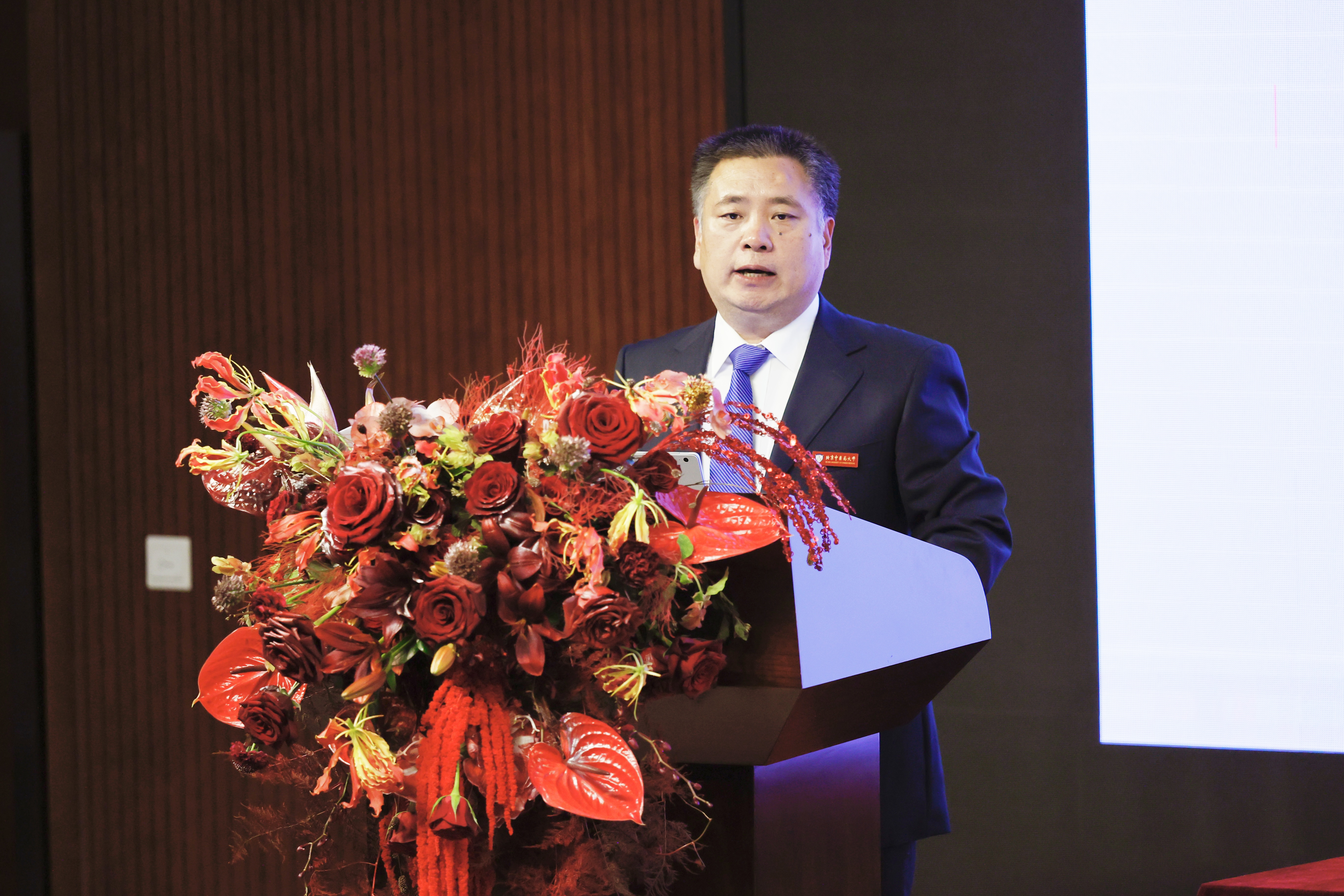 媒体发布会张继旺书记.jpg
